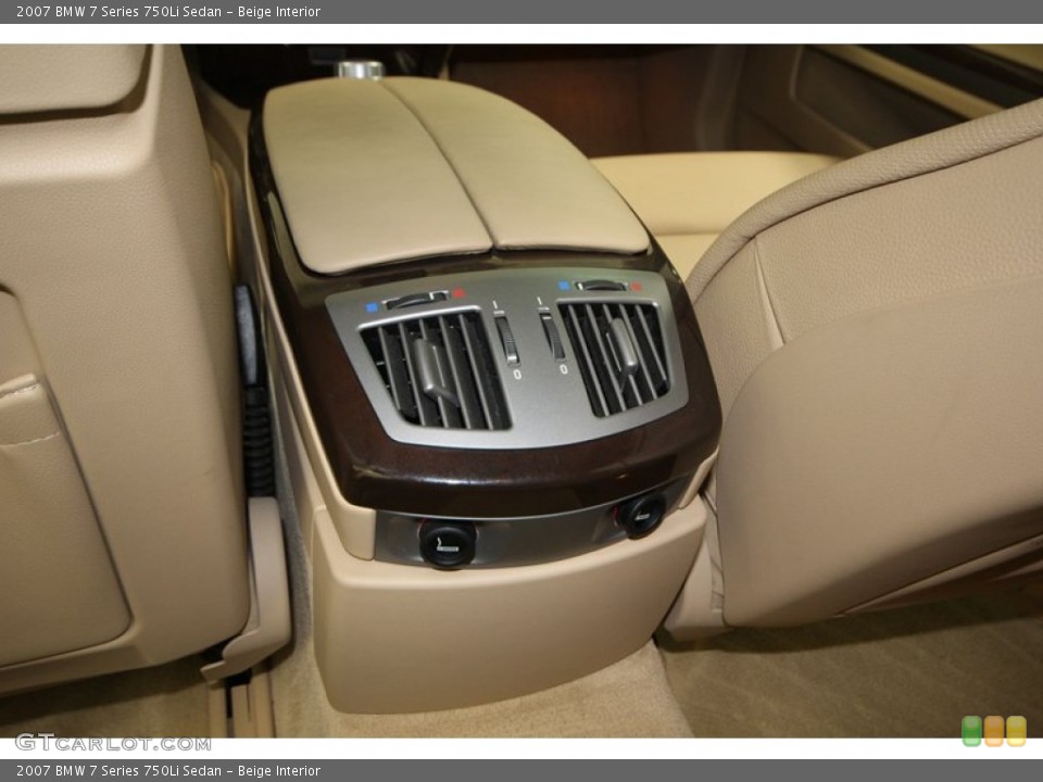 Beige Interior Controls for the 2007 BMW 7 Series 750Li Sedan #77998103