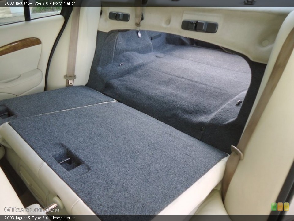 Ivory Interior Rear Seat for the 2003 Jaguar S-Type 3.0 #78002829