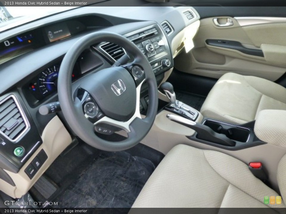 Beige Interior Photo for the 2013 Honda Civic Hybrid Sedan #78011726