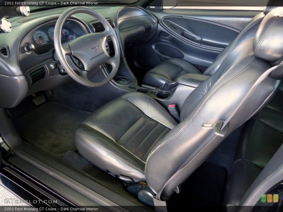 Dark Charcoal Interior Photo for the 2001 Ford Mustang GT Coupe #78016194