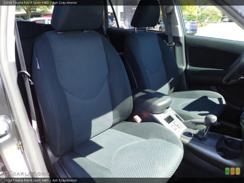 Ash Gray Interior Photo for the 2009 Toyota RAV4 Sport 4WD #78016487