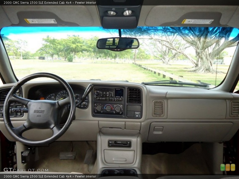 Pewter Interior Dashboard for the 2000 GMC Sierra 1500 SLE Extended Cab 4x4 #78018140