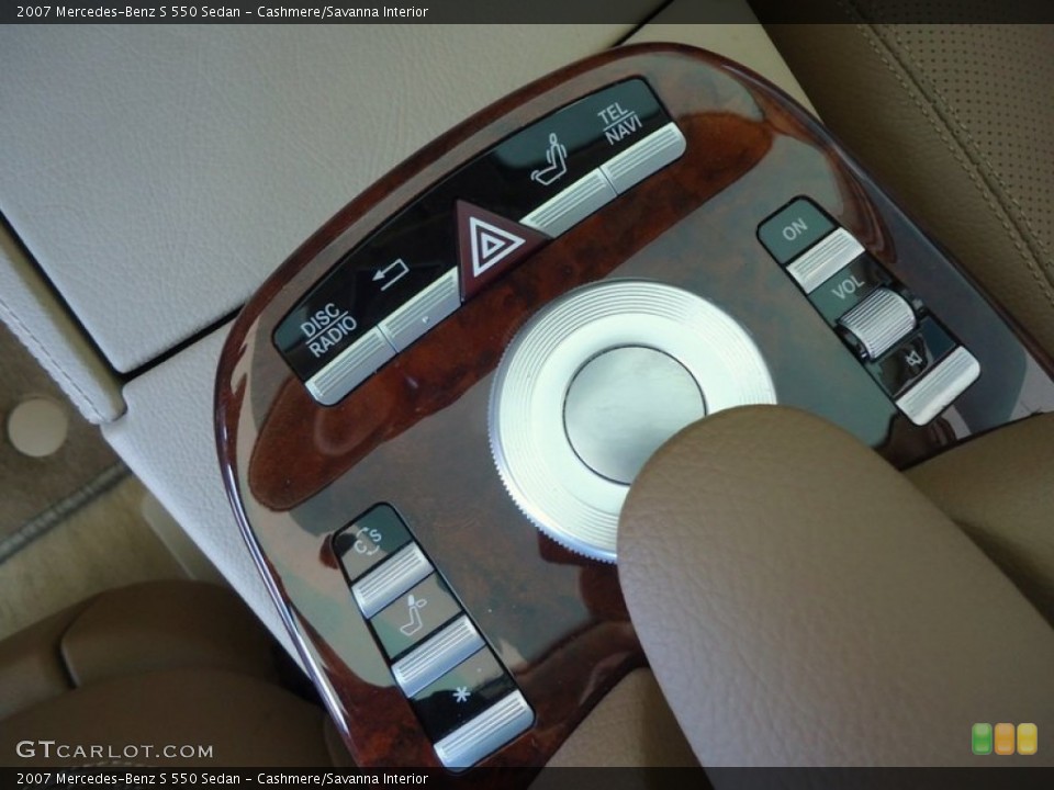 Cashmere/Savanna Interior Controls for the 2007 Mercedes-Benz S 550 Sedan #78020069
