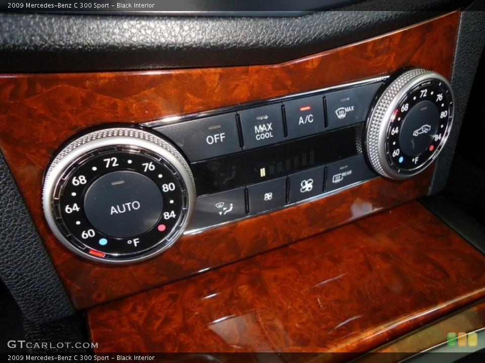 Black Interior Controls for the 2009 Mercedes-Benz C 300 Sport #78020357