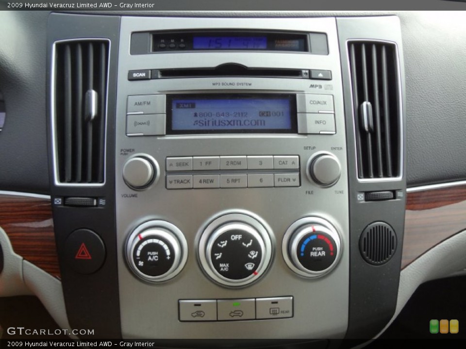 Gray Interior Controls for the 2009 Hyundai Veracruz Limited AWD #78021144