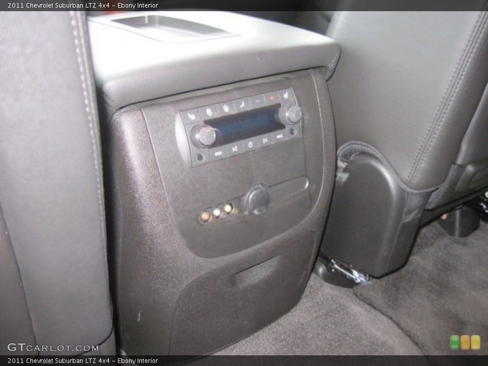 Ebony Interior Controls for the 2011 Chevrolet Suburban LTZ 4x4 #78024675