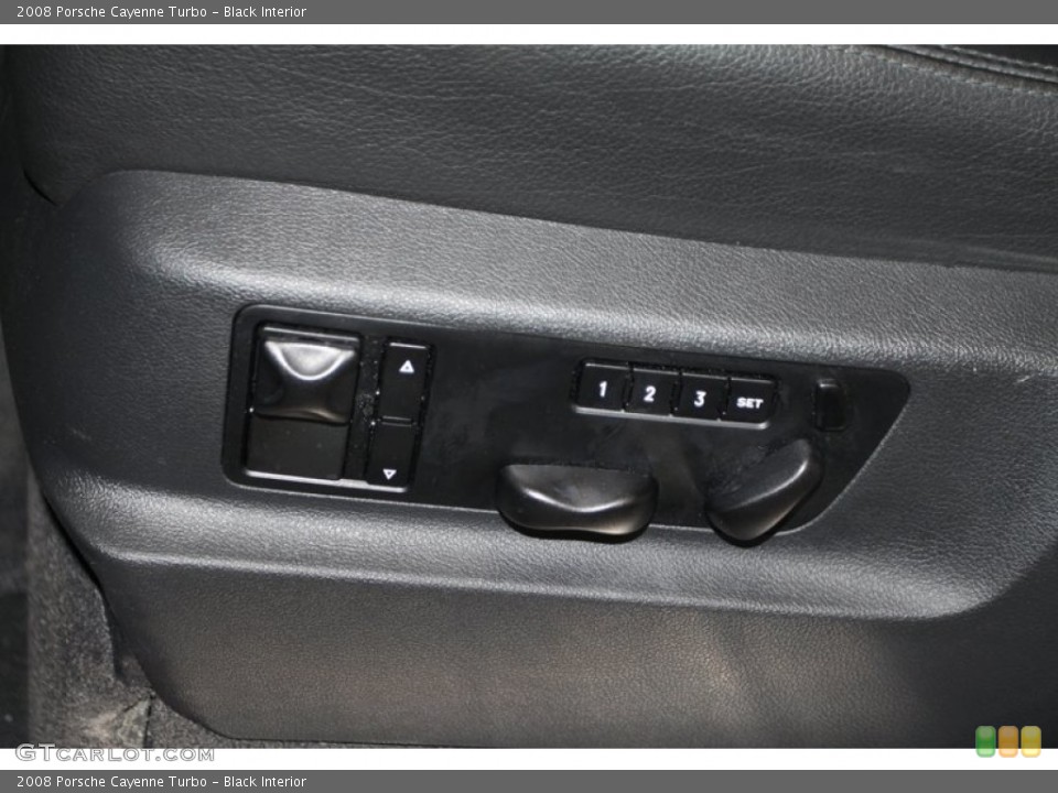 Black Interior Controls for the 2008 Porsche Cayenne Turbo #78025470