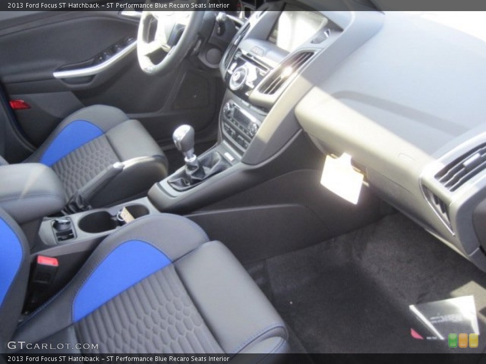 ST Performance Blue Recaro Seats Interior Photo for the 2013 Ford Focus ST Hatchback #78026931