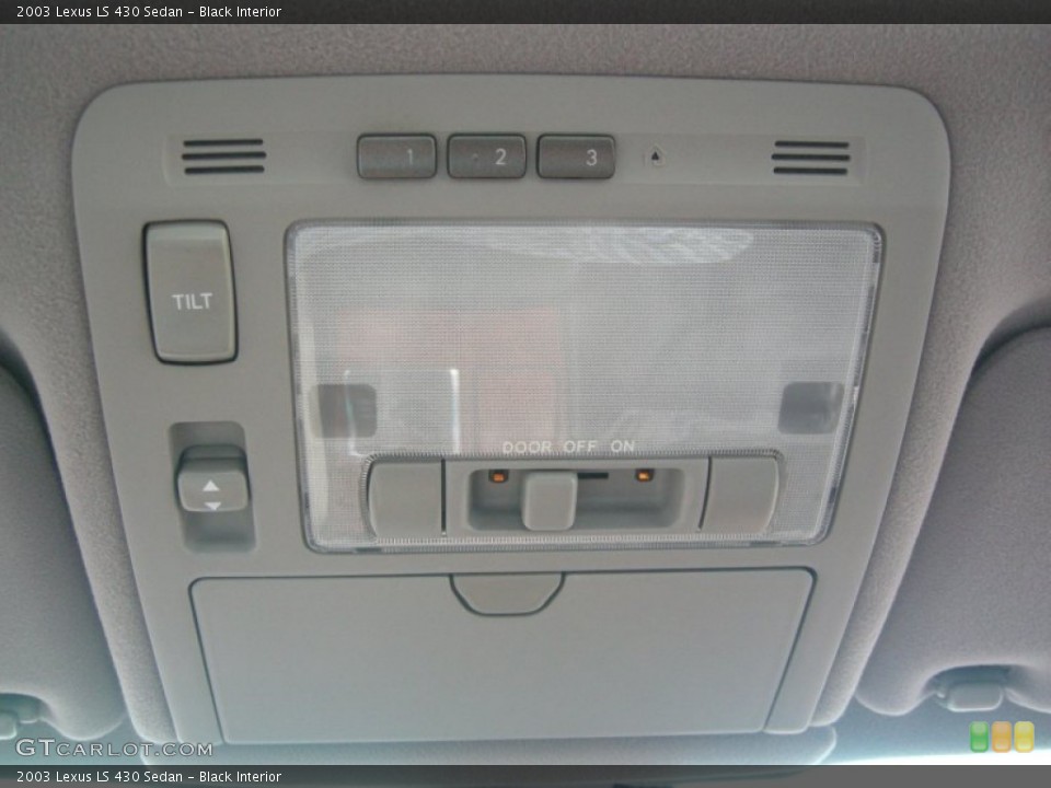 Black Interior Controls for the 2003 Lexus LS 430 Sedan #78031545