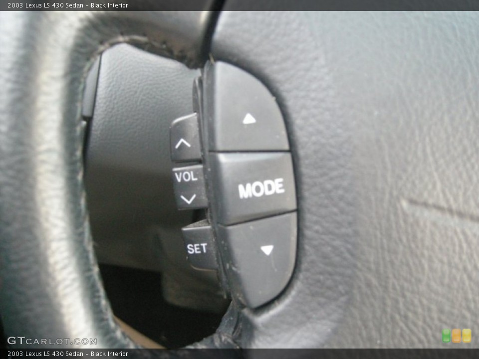 Black Interior Controls for the 2003 Lexus LS 430 Sedan #78031557