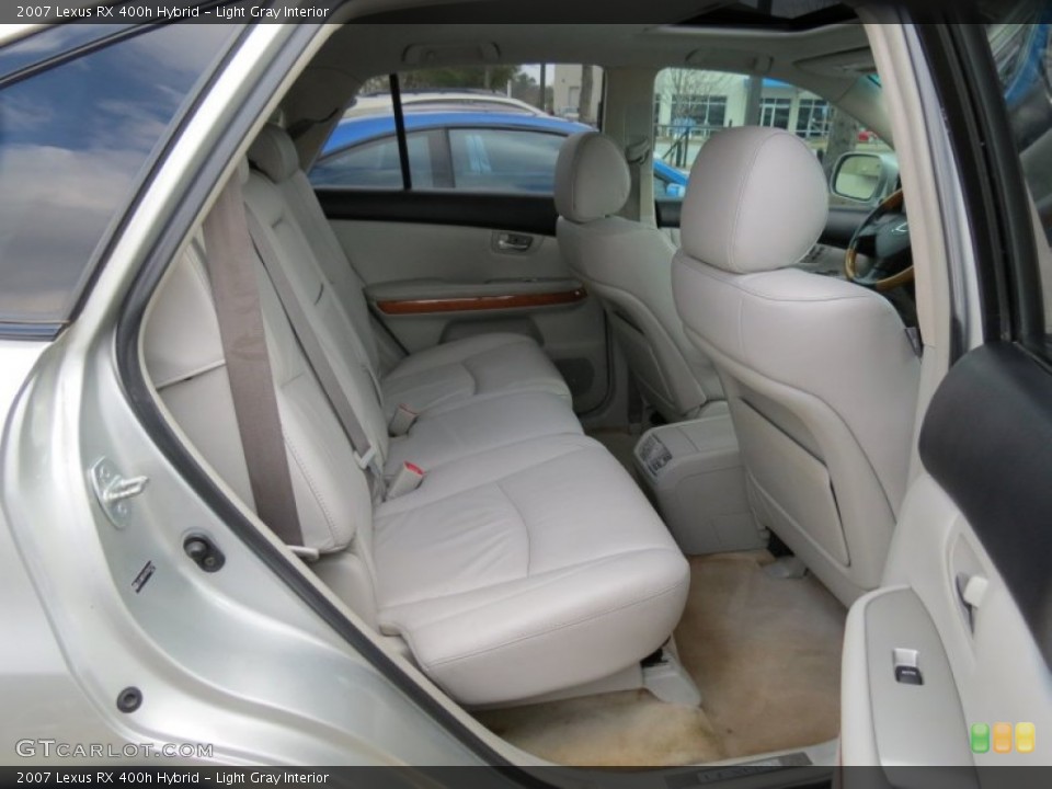 Light Gray Interior Rear Seat for the 2007 Lexus RX 400h Hybrid #78035487