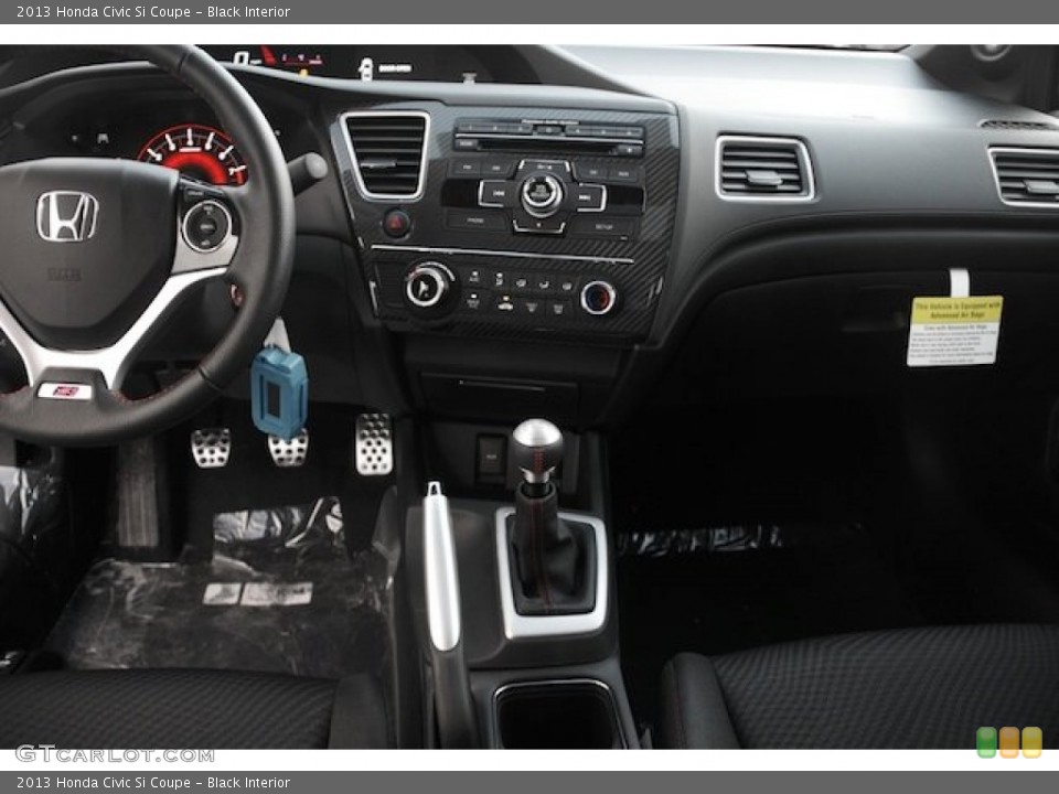 Black Interior Dashboard for the 2013 Honda Civic Si Coupe #78054366