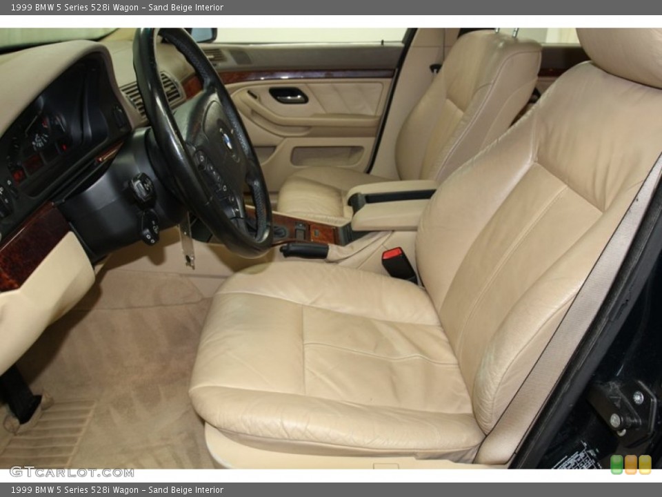 Sand Beige Interior Photo for the 1999 BMW 5 Series 528i Wagon #78059121