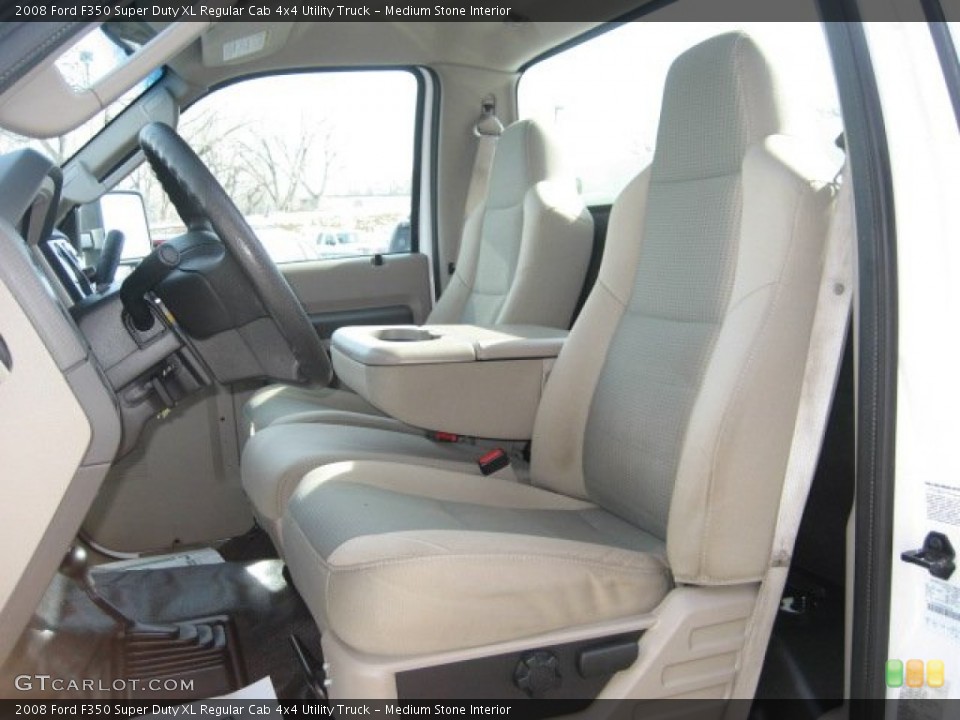 Medium Stone Interior Photo for the 2008 Ford F350 Super Duty XL Regular Cab 4x4 Utility Truck #78059187
