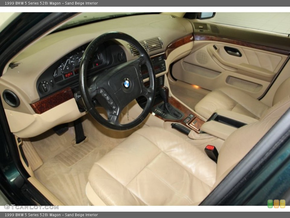 Sand Beige Interior Photo for the 1999 BMW 5 Series 528i Wagon #78059307