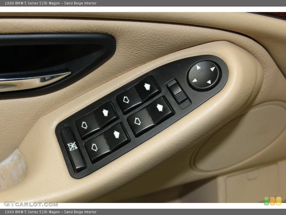 Sand Beige Interior Controls for the 1999 BMW 5 Series 528i Wagon #78059362