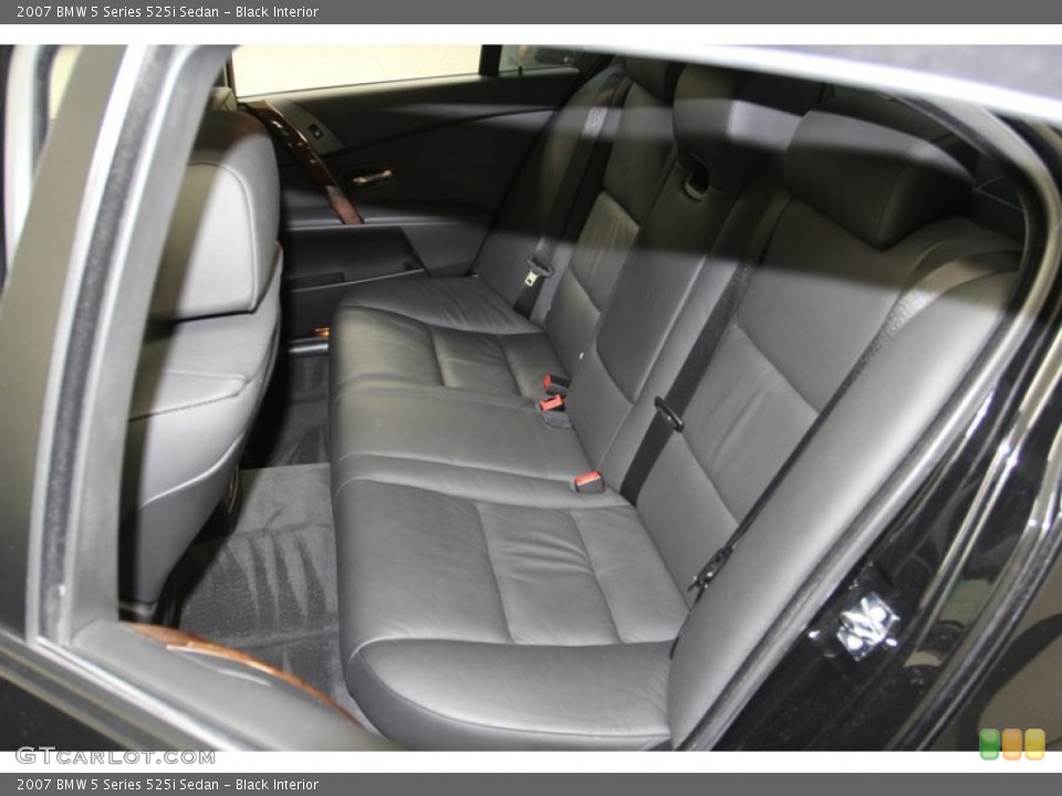 Black Interior Rear Seat for the 2007 BMW 5 Series 525i Sedan #78065304
