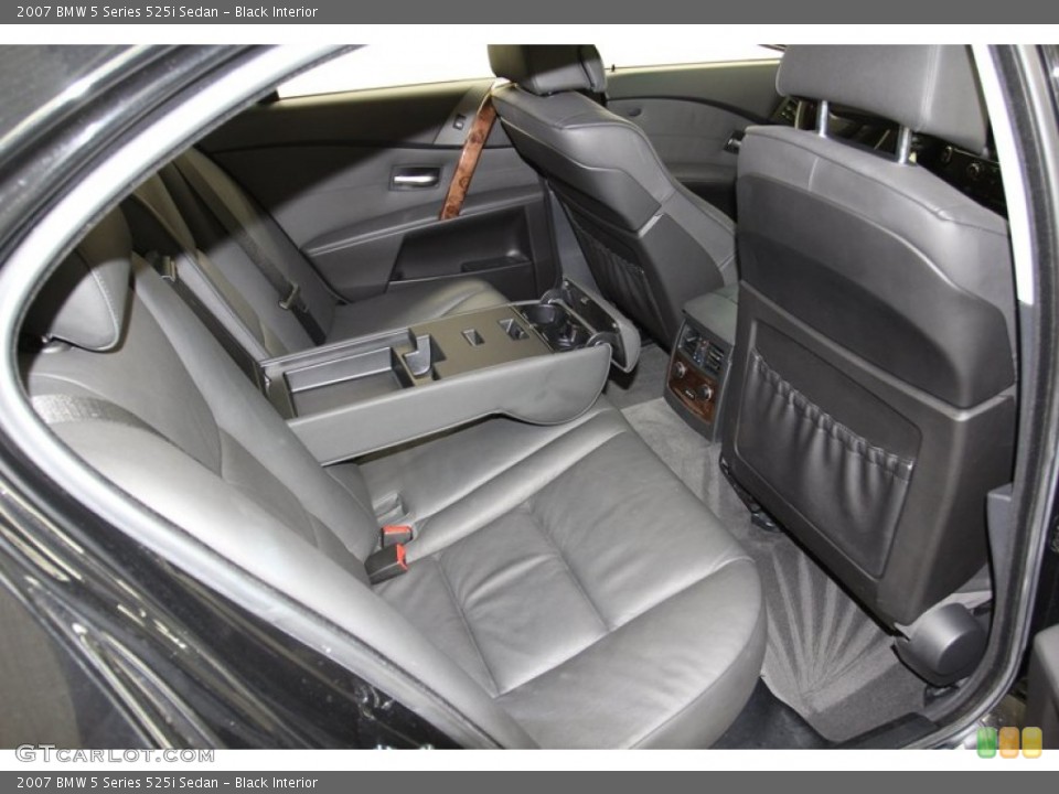 Black Interior Rear Seat for the 2007 BMW 5 Series 525i Sedan #78065529