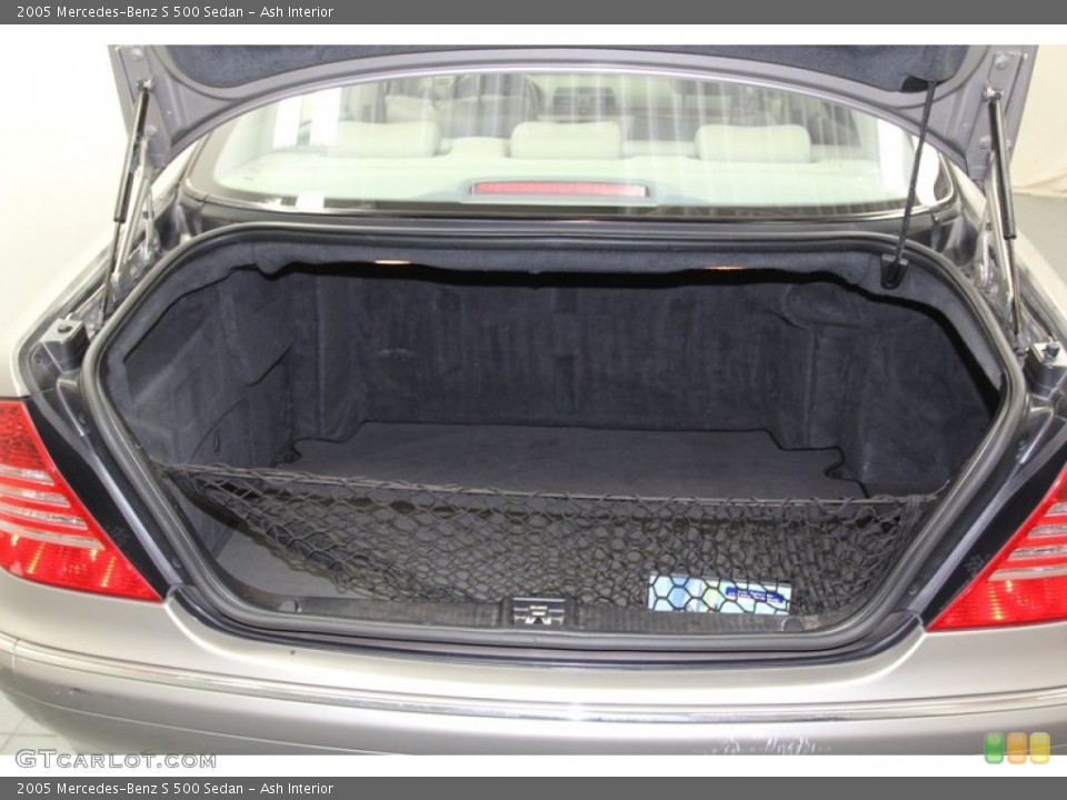 Ash Interior Trunk for the 2005 Mercedes-Benz S 500 Sedan #78067164