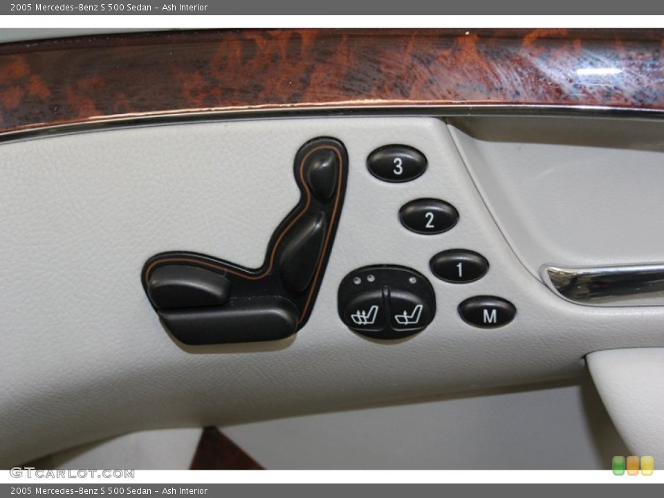 Ash Interior Controls for the 2005 Mercedes-Benz S 500 Sedan #78067227