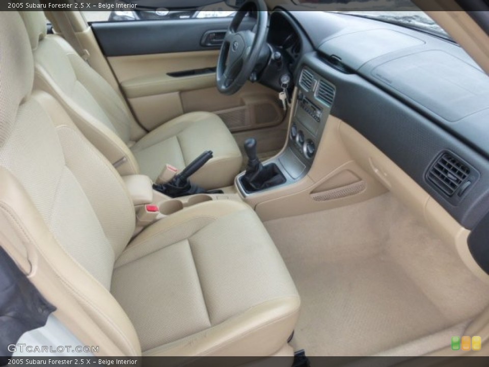 Beige Interior Photo for the 2005 Subaru Forester 2.5 X #78082109