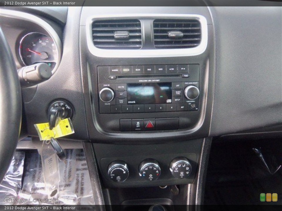 Black Interior Controls for the 2012 Dodge Avenger SXT #78083753