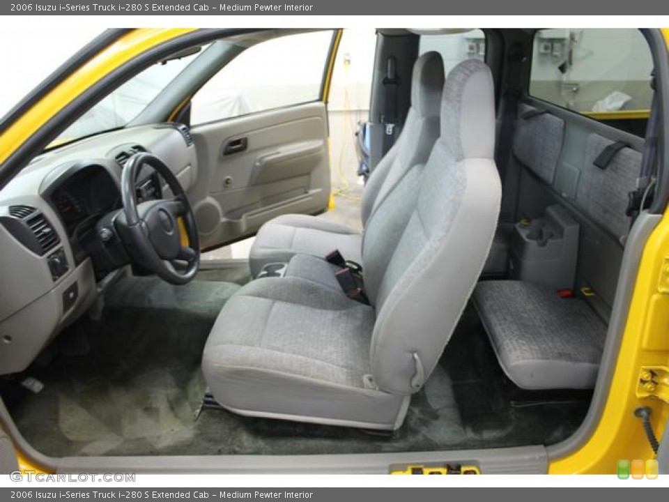 Medium Pewter Interior Photo for the 2006 Isuzu i-Series Truck i-280 S Extended Cab #78094046