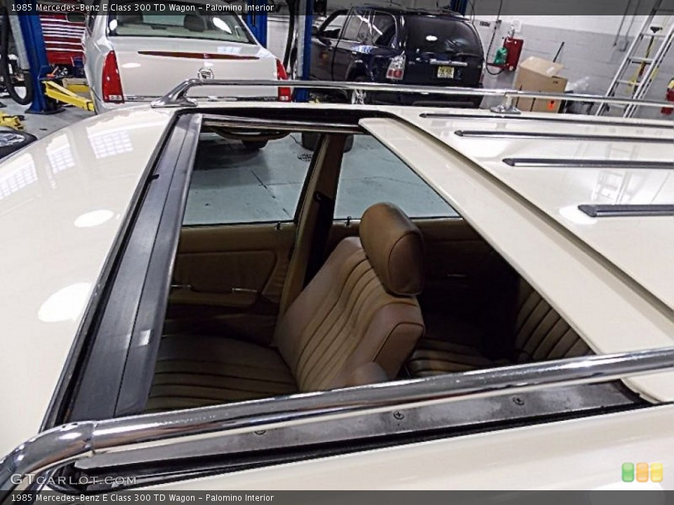 Palomino Interior Sunroof for the 1985 Mercedes-Benz E Class 300 TD Wagon #78095216