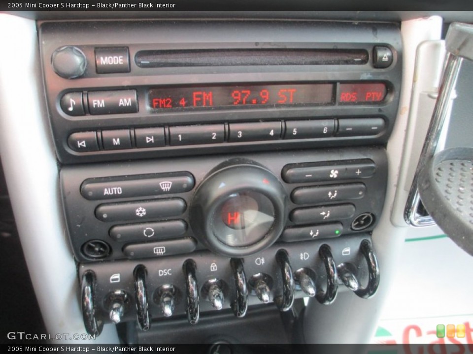 Black/Panther Black Interior Controls for the 2005 Mini Cooper S Hardtop #78096638