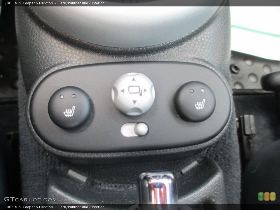 Black/Panther Black Interior Controls for the 2005 Mini Cooper S Hardtop #78096653