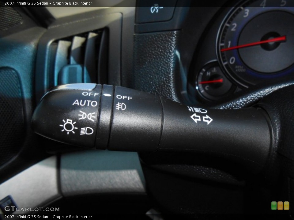 Graphite Black Interior Controls for the 2007 Infiniti G 35 Sedan #78097776