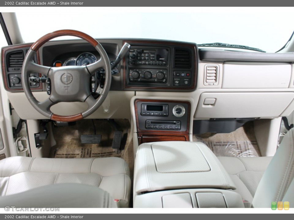 Shale Interior Dashboard for the 2002 Cadillac Escalade AWD #78099353