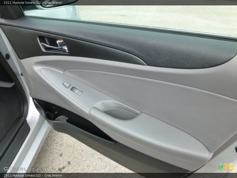 Gray Interior Door Panel for the 2011 Hyundai Sonata GLS #78110984