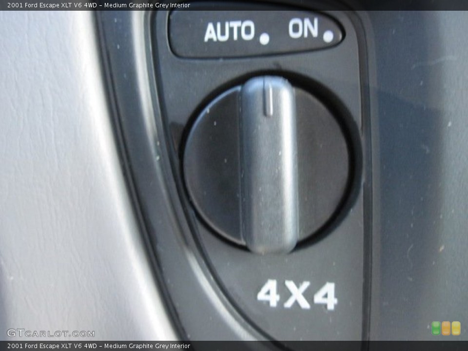 Medium Graphite Grey Interior Controls for the 2001 Ford Escape XLT V6 4WD #78118586