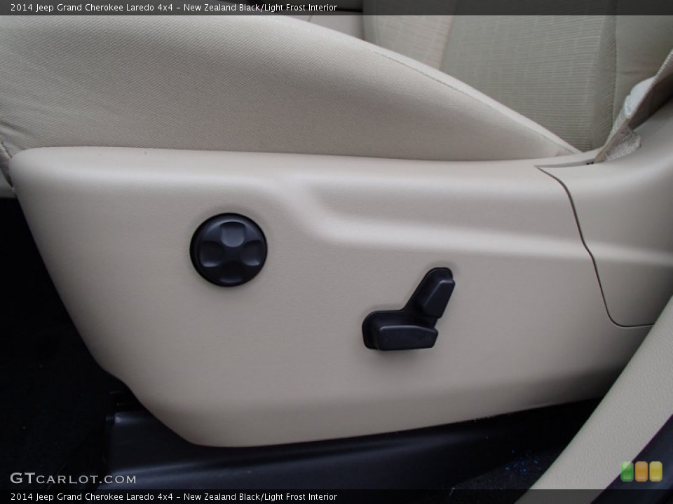 New Zealand Black/Light Frost Interior Controls for the 2014 Jeep Grand Cherokee Laredo 4x4 #78127710