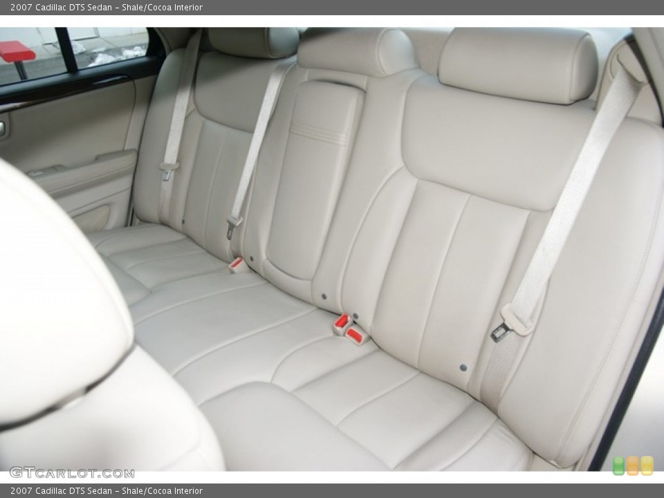 Shale/Cocoa Interior Rear Seat for the 2007 Cadillac DTS Sedan #78131924
