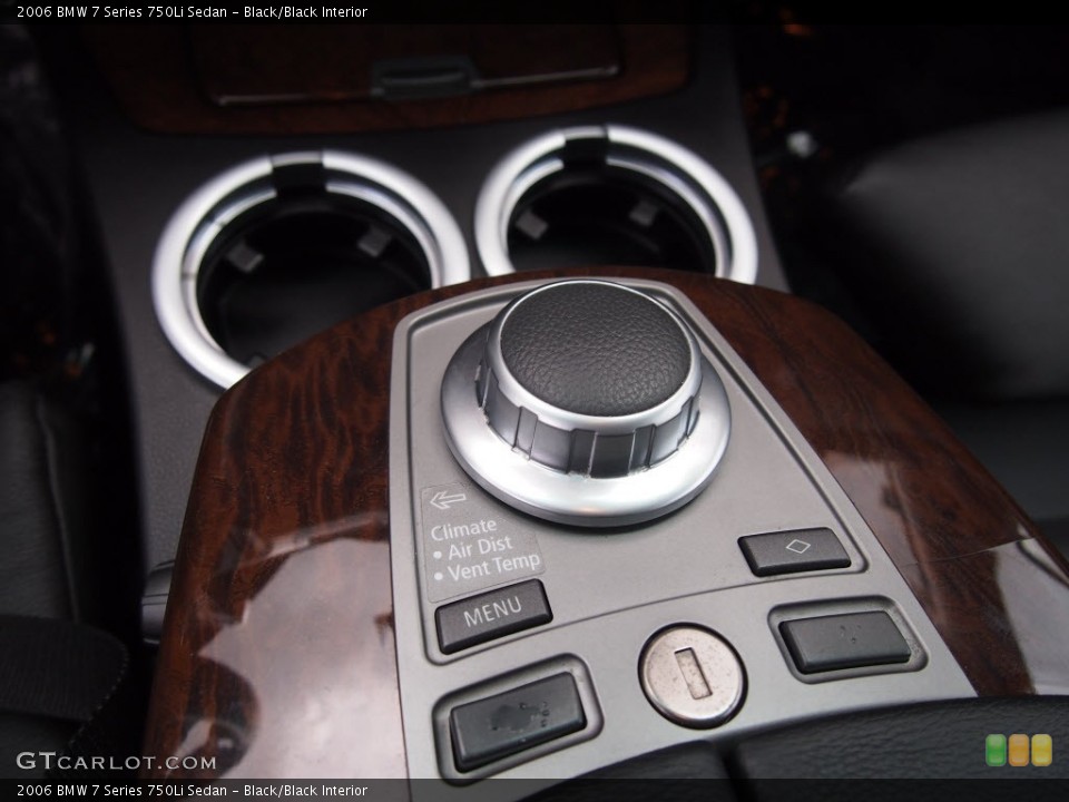 Black/Black Interior Controls for the 2006 BMW 7 Series 750Li Sedan #78138569