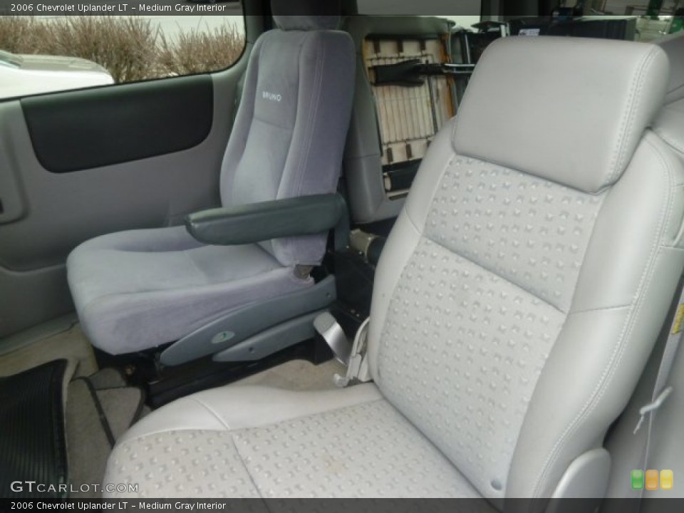 Medium Gray Interior Rear Seat for the 2006 Chevrolet Uplander LT #78145179