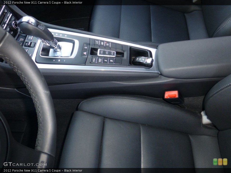 Black Interior Controls for the 2012 Porsche New 911 Carrera S Coupe #78149166