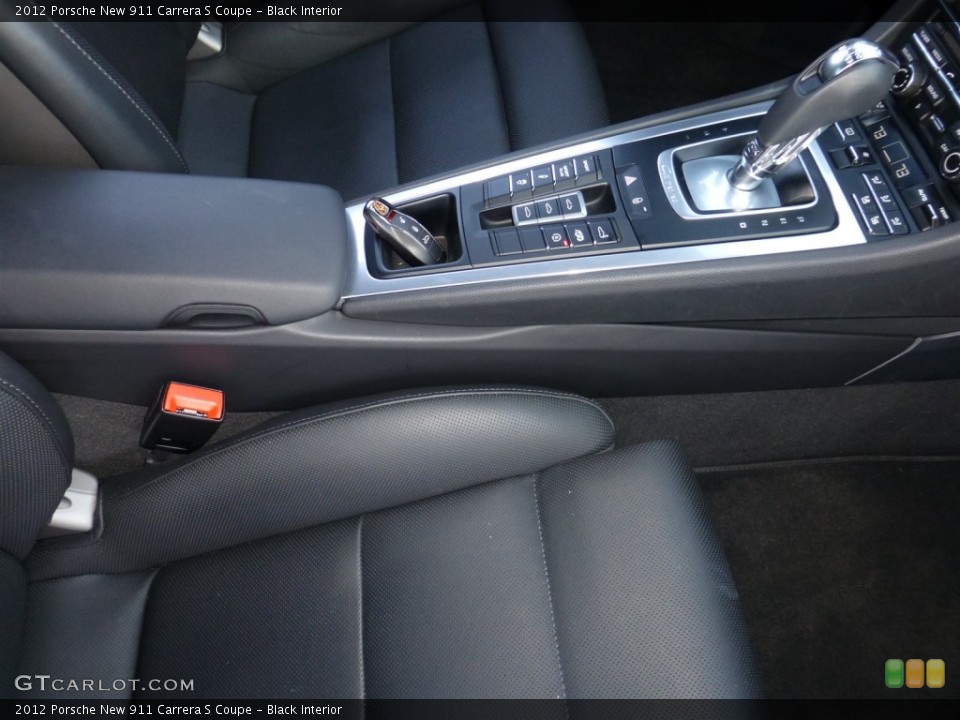 Black Interior Controls for the 2012 Porsche New 911 Carrera S Coupe #78149325