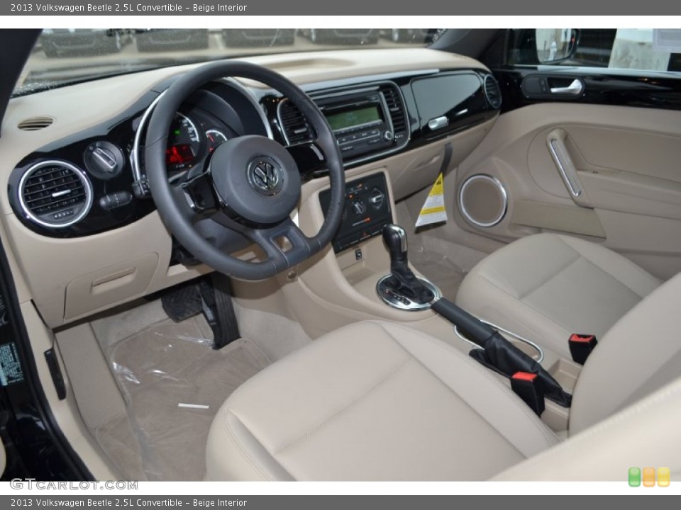 Beige Interior Photo for the 2013 Volkswagen Beetle 2.5L Convertible #78152945