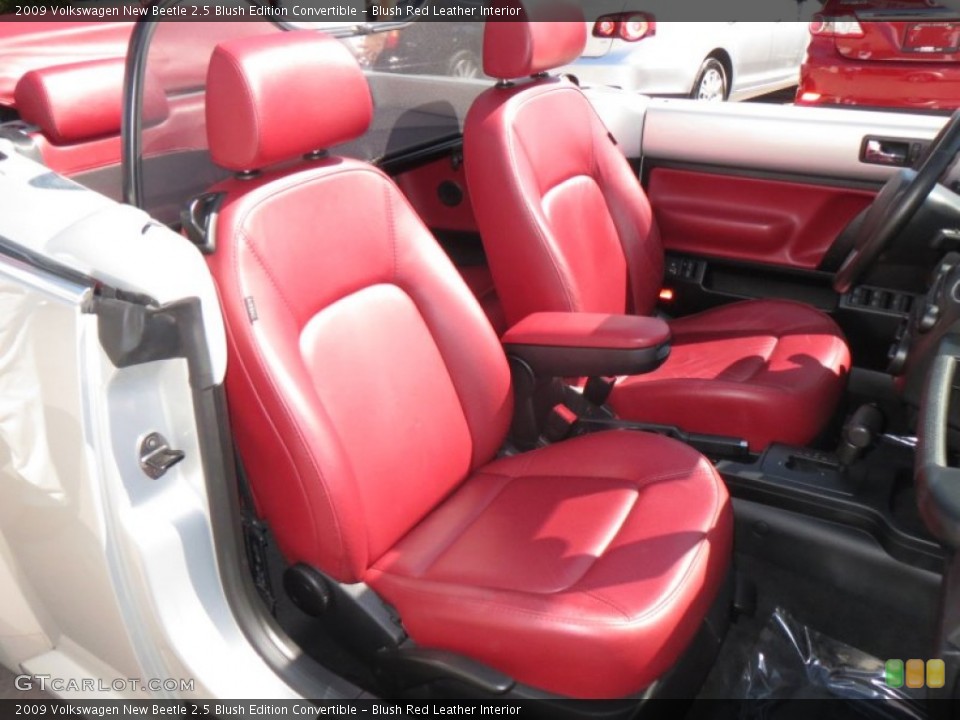 Blush Red Leather Interior Photo for the 2009 Volkswagen New Beetle 2.5 Blush Edition Convertible #78166657