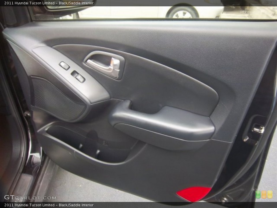 Black/Saddle Interior Door Panel for the 2011 Hyundai Tucson Limited #78166883