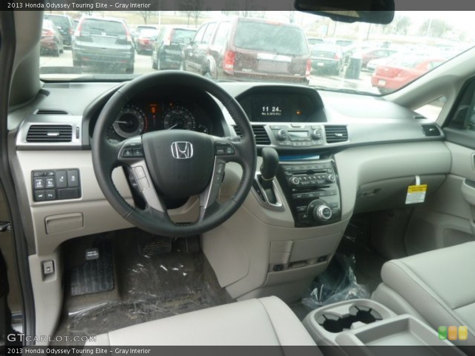 Gray Interior Dashboard for the 2013 Honda Odyssey Touring Elite #78170490