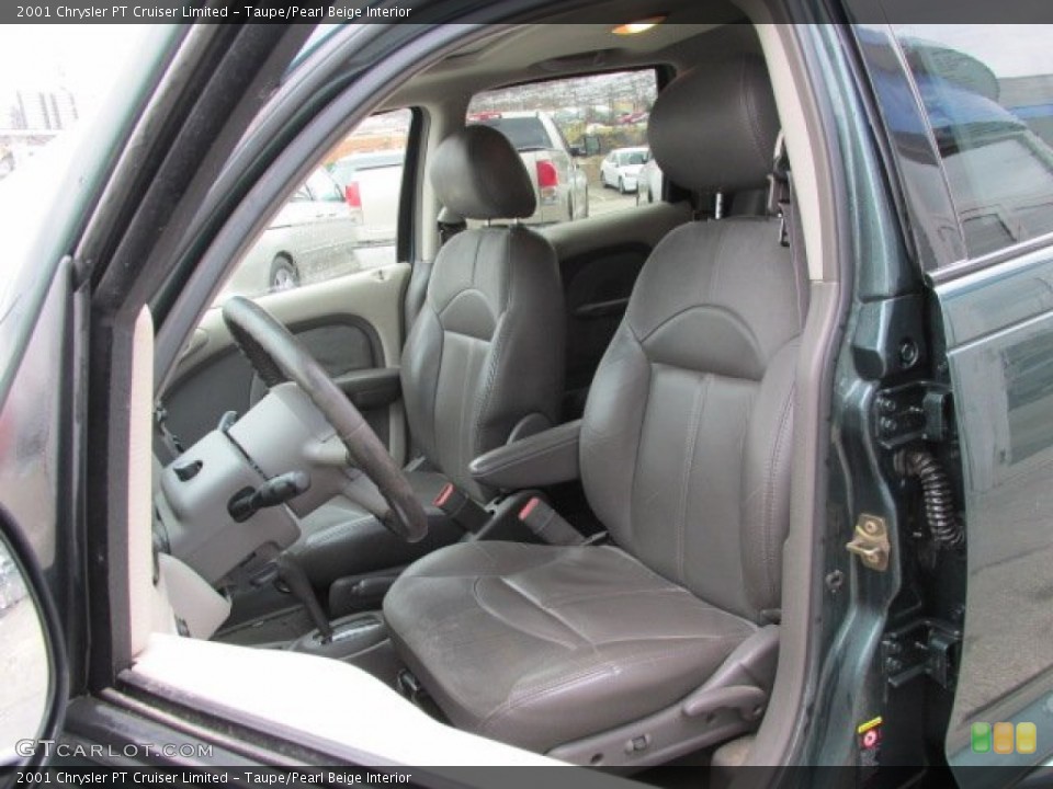 Taupe/Pearl Beige Interior Photo for the 2001 Chrysler PT Cruiser Limited #78179133