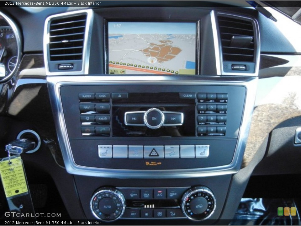 Black Interior Controls for the 2012 Mercedes-Benz ML 350 4Matic #78182968