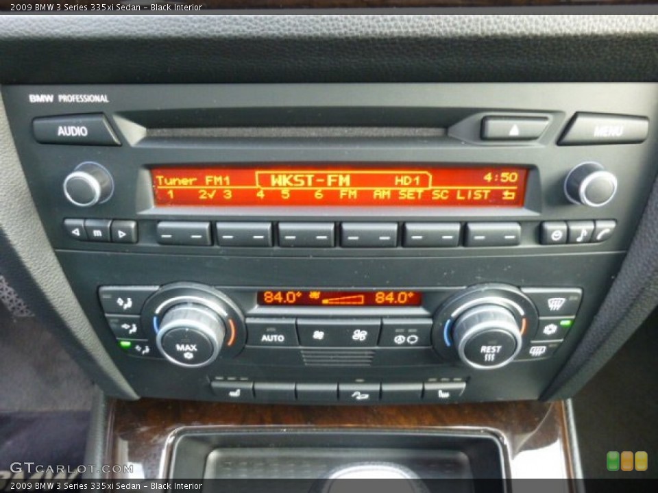 Black Interior Controls for the 2009 BMW 3 Series 335xi Sedan #78189129