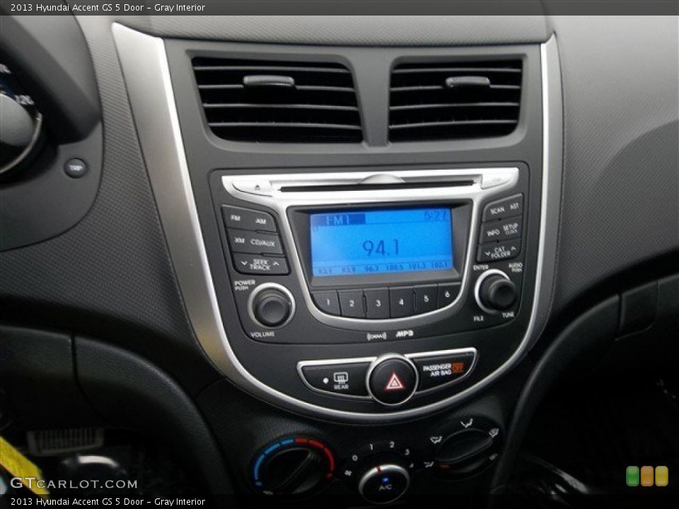 Gray Interior Controls for the 2013 Hyundai Accent GS 5 Door #78197491