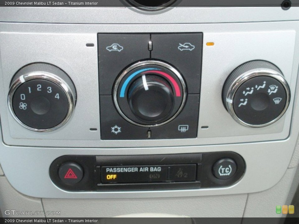 Titanium Interior Controls for the 2009 Chevrolet Malibu LT Sedan #78211167