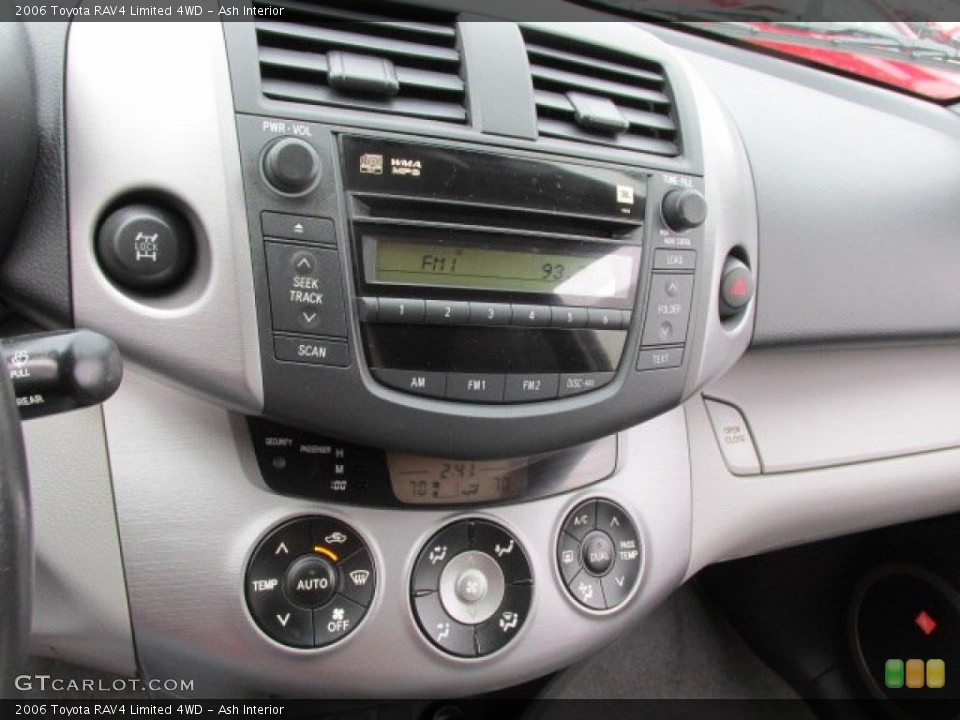 Ash Interior Controls for the 2006 Toyota RAV4 Limited 4WD #78215401